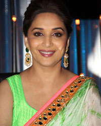 Madhuri Dixit at Raanjhana Movie Promotion