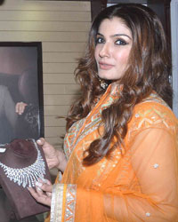 Raveena Tandon at Raveena Visits PN Gadgil Jewellers