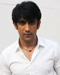 Amit Sadh at Running Shaadi Com Promotion