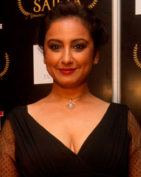 Divya Dutta at SAIFTA Awards 2013