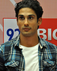 Prateik Babbar at SCMM 2014 Charity Initiative