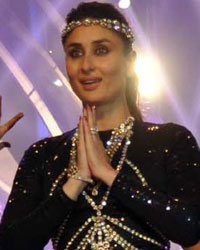 Kareena Kapoor at Saifai Mahotsav 2016