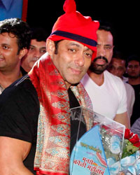 Salman Inaugurates Koli Mahotsav