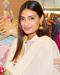 Athiya Shetty at Sandhya Singh Presents Ladies Dress Exhibition