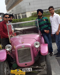 Rajiv Sharma, Manjit Singh, Maninder and Paras Ghai Rajiv Sharma, Manjit Singh, Maninder and Paras Ghai