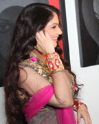 Gracy Singh and Sharnu Alloli