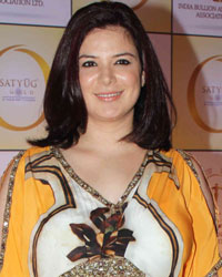 Urvashi Sharma at Satyug Gold Launch