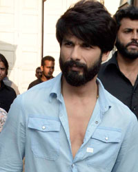 Shahid Kapoor at Shandaar Media Interactions at Mehbob Studio