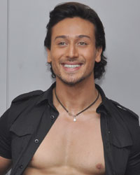 Tiger Shroff at Shraddha and Tiger Promote Baaghi in New Delhi