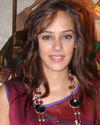 Hazel Keech at Shruti and Priyadarshini New Collection Launch