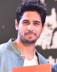 Sidharth Malhotra at Sidharth Inaugurates Kala Ghoda Arts Festival 2016