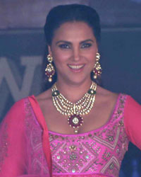 Lara Dutta at Singh Is Bliing Promotional Event