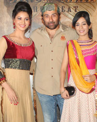 Urvashi Rautela, Anjali Abrol, Sunny Deol and Amrita Rao
