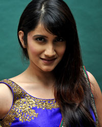 Smiley Suri Shoot for Magazine Diva