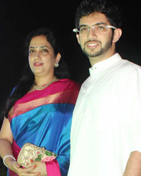 Aditya Thackeray and his mother Rashmi Thackeray