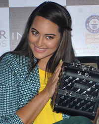 Sonakshi Sinha at Sonakshi Sinha at Inglots Nail Paint Event