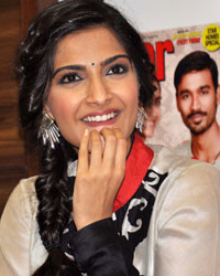 Sonam Kapoor at Sonam Dhanush Unveil Latest Star Week