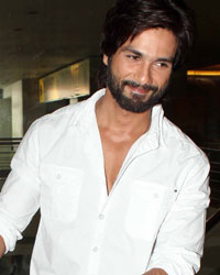 Shahid Kapoor at Special Screening of R Rajkumar for Fans