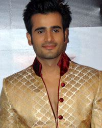 Karan Tacker