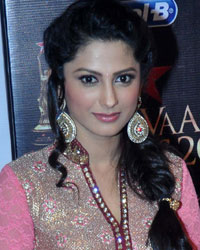 Rucha Hasabnis Rucha Hasabnis