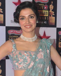 Divya Khosla at Star Screen Awards 2015