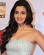 Alia Bhatt at Stardust Awards 2013