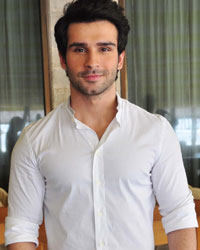 Girish Taurani and Prabhu Dheva promote 'Ramaiya Vastavaiya'