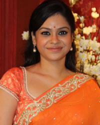 Sumona Chakravati at Launch of Comedy Nights with Kapil