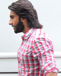 Ranveer Singh snapped promoting his film Lootera