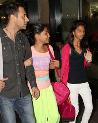 Suhana khan snapped at airport
