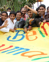 Salman Khan snapped wishing Eid