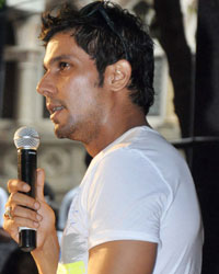 Randeep Hooda promotes John Day at Malhar College Fest
