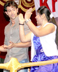 Hrithik Roshan graces Dandiya at Vile Parle