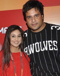 Krishna Abhishek and the Nadaniyaan cast enjoying a light moment Krishna Abhishek and the Nadaniyaan cast enjoying a light moment