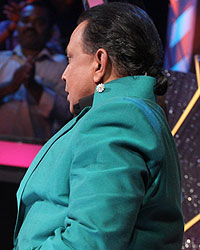 Ranveer Singh and Mithun Chakraborty on the sets of DID 4