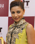 Actress Amrita Puri at Manubhai Jewellers