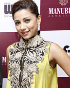 Actress Amrita Puri at Manubhai Jewellers