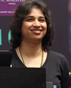 Ajay Devgn at earth hour 2013 mumbai