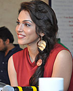 Isha Koppikar at the grand finale of 'Maruti Suzuki Colors of Youth'