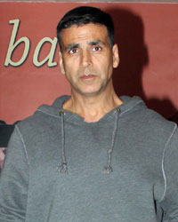 Akshay Kumar Snape at Juhu PVR along with his Wife and Son
