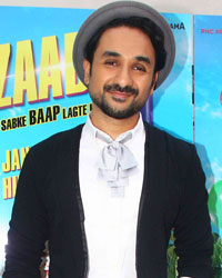 Vir Das at Sunny Leone Promotes Mastizaade