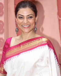 Sushmita Sen at Sushmita Sen Celebrates Durga Puja