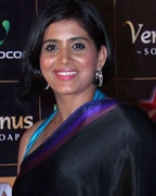 Sonali Kulkarni at The 8th Edition of Renault Star Guild Awards