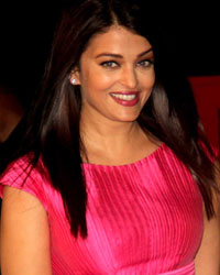 Aishwarya Rai at Trailer Launch oF Film Sarbjit