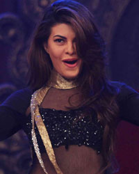 Jacqueline Fernandez at Umang Mumbai Police Show 2015