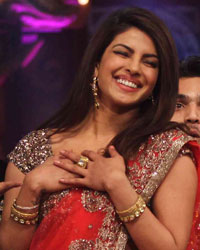 Priyanka Chopra at Umang Mumbai Police Show 2015