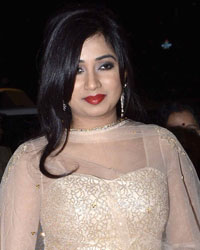 Shreya Ghoshal at Umang Mumbai Police Show 2016