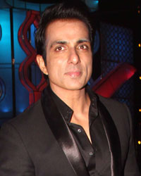 Sonu Sood at Umang Mumbai Police Show 2016