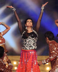 Zarine Khan at Umang Police Show 2014