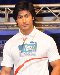 Vidyut Jamwal at Unshaven is Unbathed Campaign